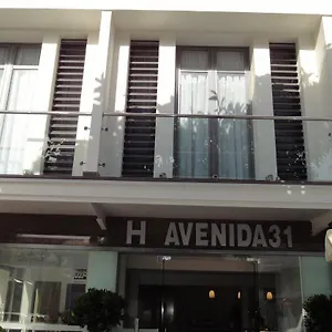 Avenida 31 Hotel Marbella
